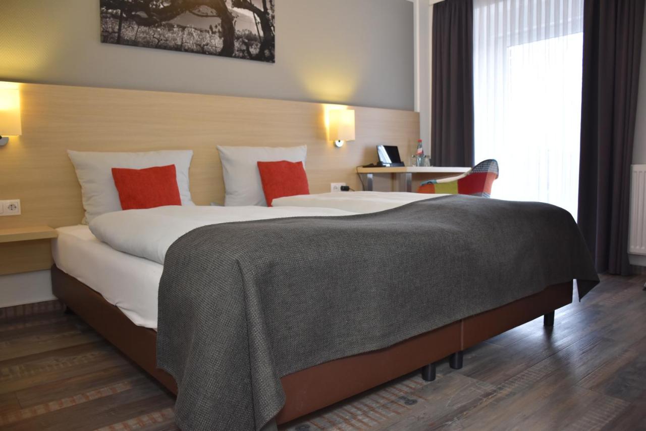 Altes Eishaus, Hotel & Restaurant Gießen エクステリア 写真