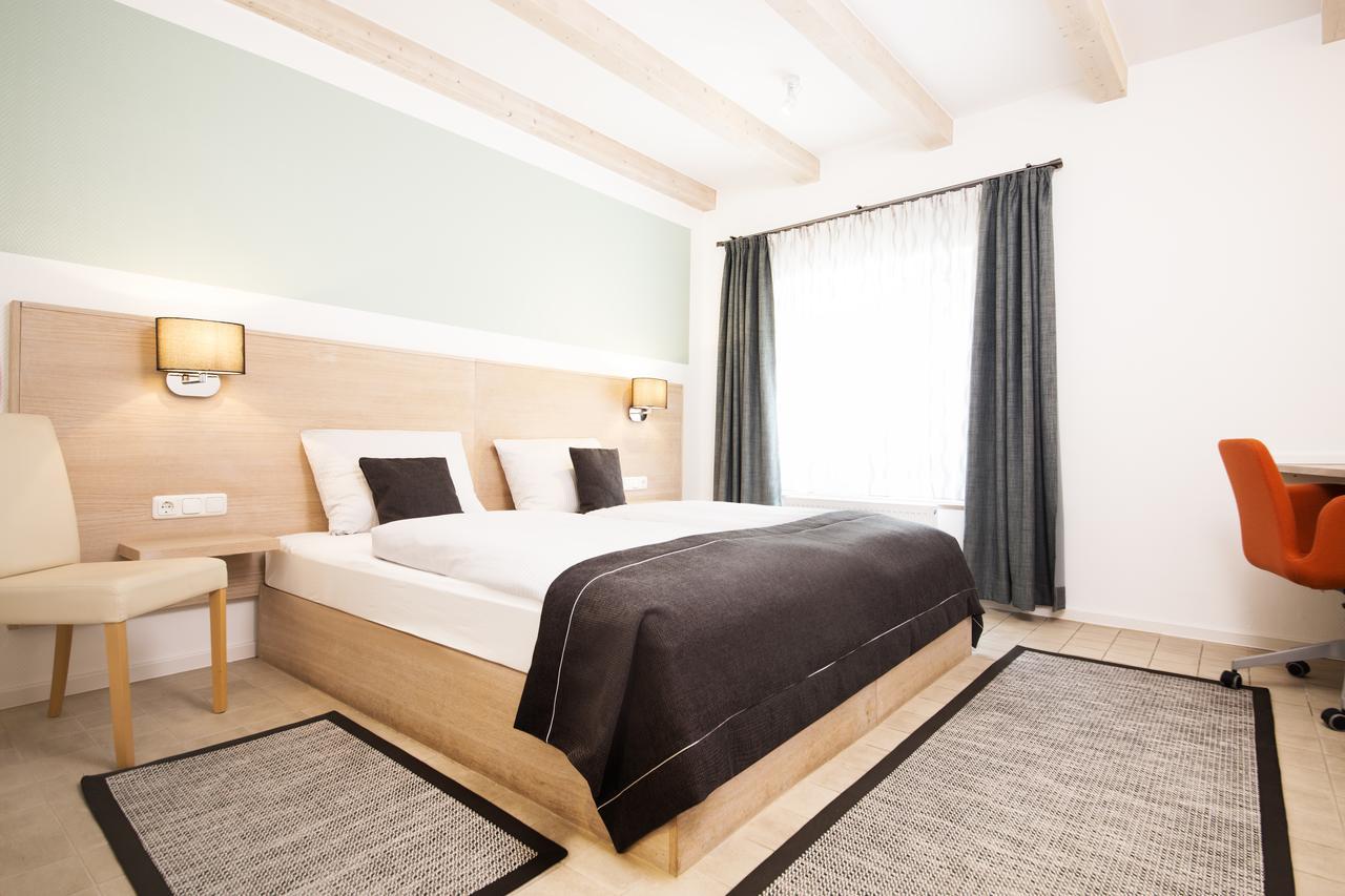Altes Eishaus, Hotel & Restaurant Gießen エクステリア 写真